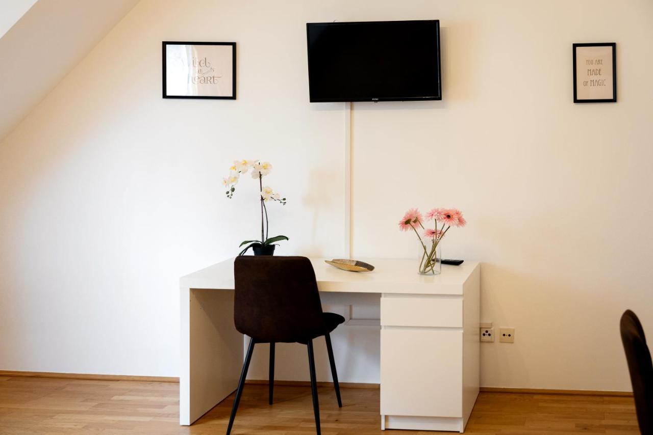 Premium 80 M2 Rooftop Apartment - 5 Min To Center Відень Екстер'єр фото